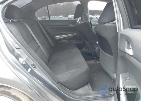 2010 Honda Accord 2.4 Ex z USA, uszkodzony, nr VIN 1HGCP2F79AA008877